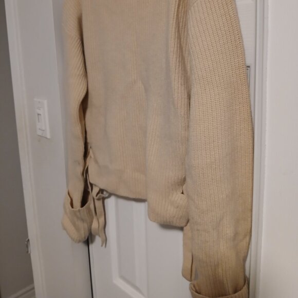 *Rare* Zara 100% Cashmere Sweater Made in Italy - Picture 3 of 9